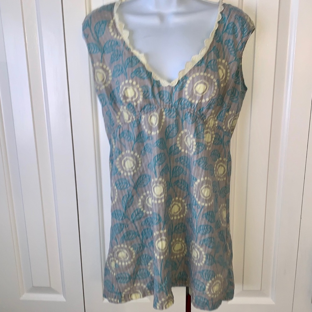 DESIGNED BY PUELLA!!!! Great Cond Sleeveless Top